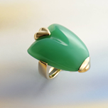 �a��c����̃W���G���[��i