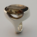 �a��c����̃W���G���[��i